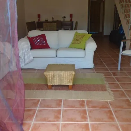 Villa Magnifica Moradia Em Condominio Fechado