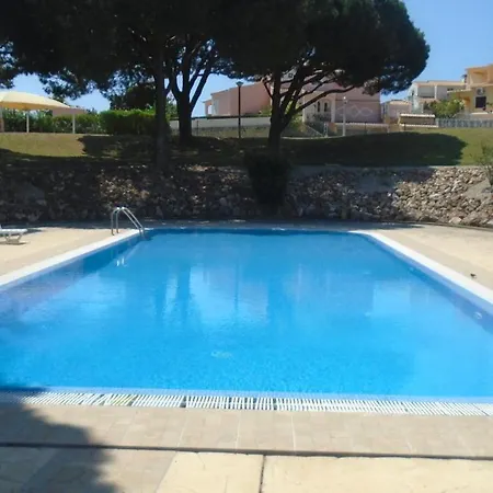 Villa Magnifica Moradia Em Condominio Fechado